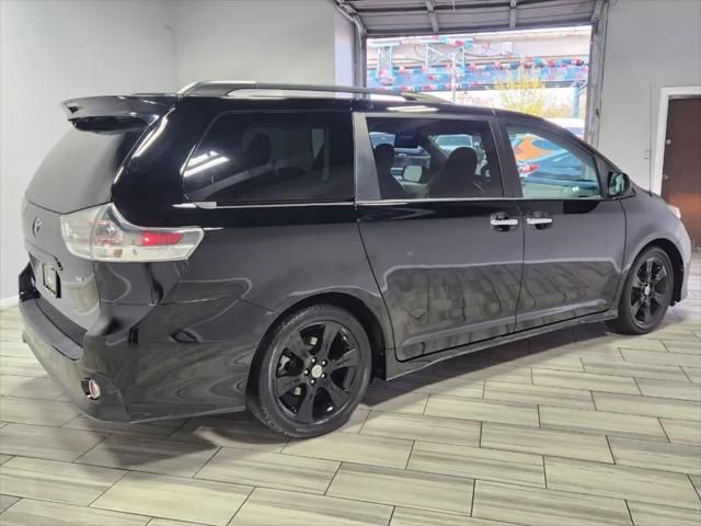 2013 Toyota Sienna SE