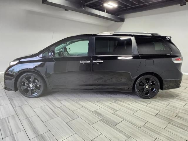 2013 Toyota Sienna SE