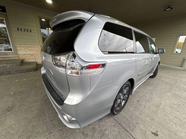 2013 Toyota Sienna SE