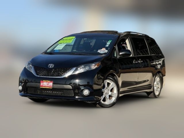 2013 Toyota Sienna SE