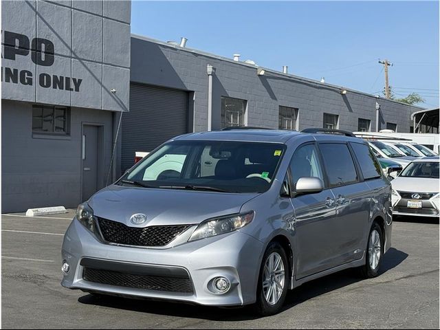 2013 Toyota Sienna SE
