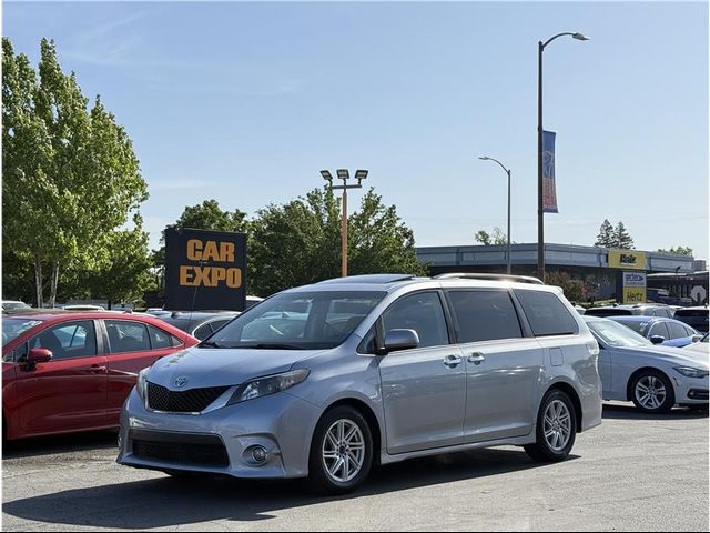 2013 Toyota Sienna SE