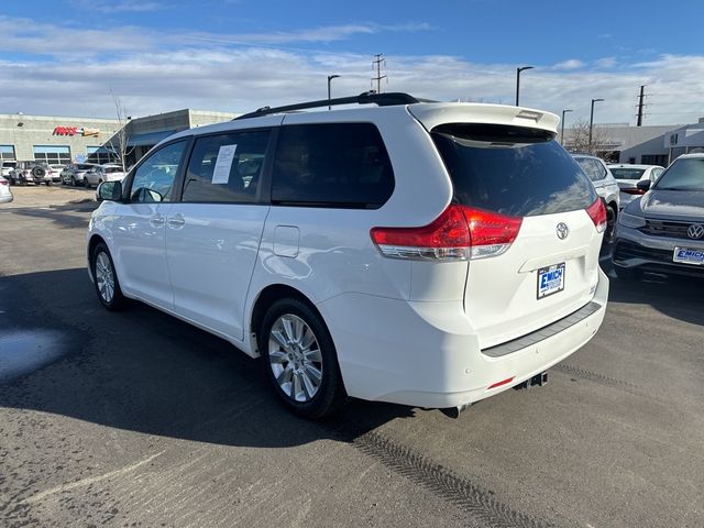 2013 Toyota Sienna XLE