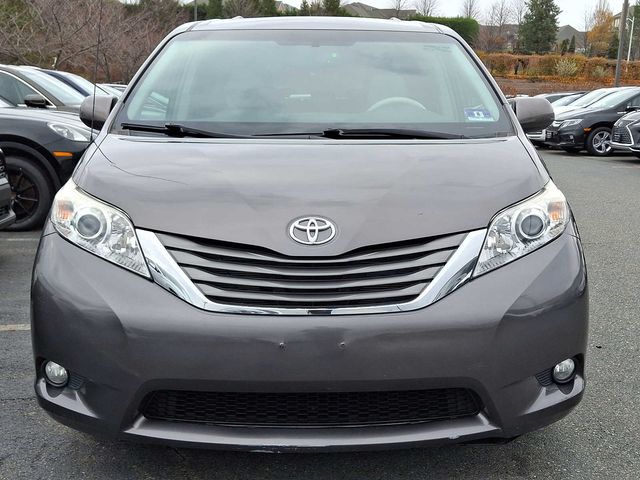 2013 Toyota Sienna XLE