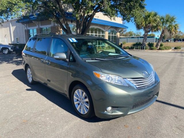 2013 Toyota Sienna XLE