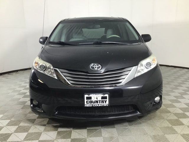 2013 Toyota Sienna XLE