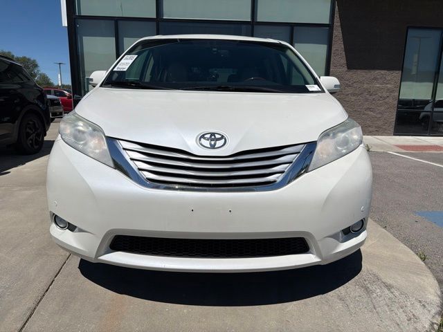 2013 Toyota Sienna XLE
