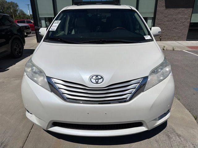 2013 Toyota Sienna XLE