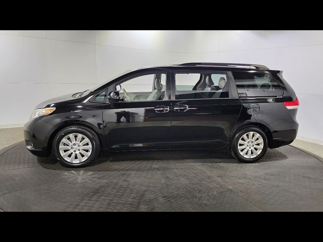 2013 Toyota Sienna XLE