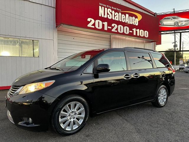 2013 Toyota Sienna XLE