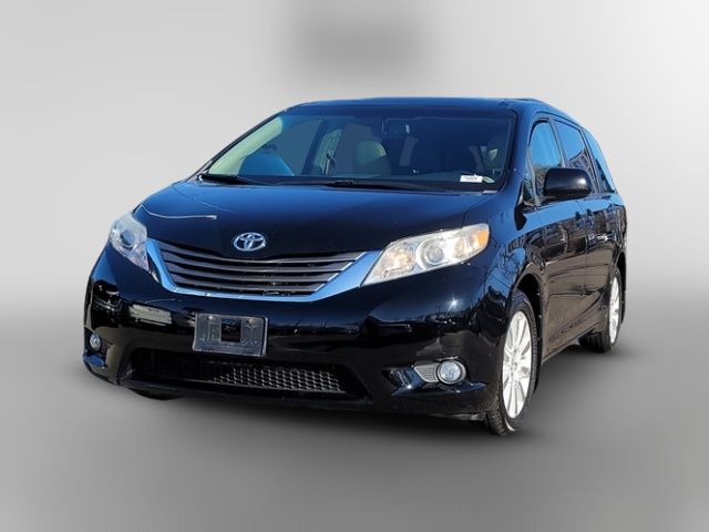 2013 Toyota Sienna XLE