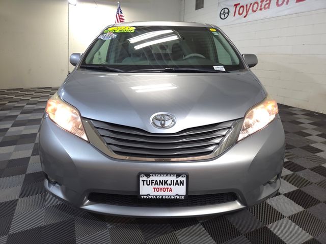 2013 Toyota Sienna XLE