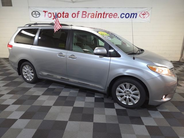 2013 Toyota Sienna XLE