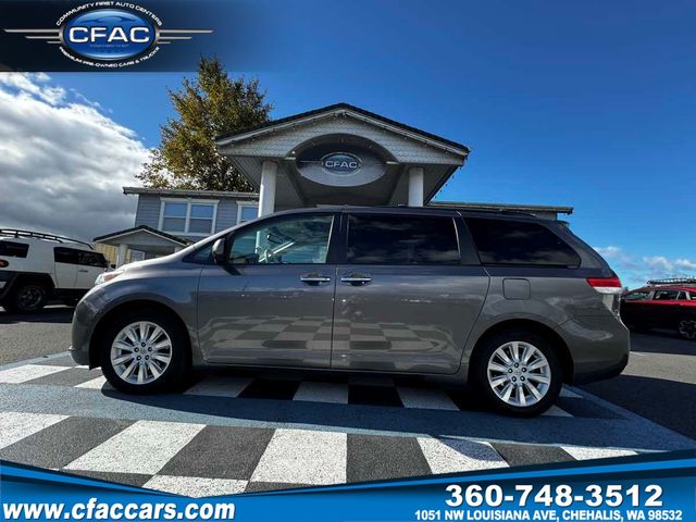 2013 Toyota Sienna XLE