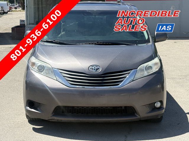 2013 Toyota Sienna XLE