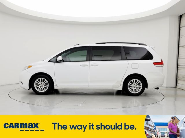 2013 Toyota Sienna XLE