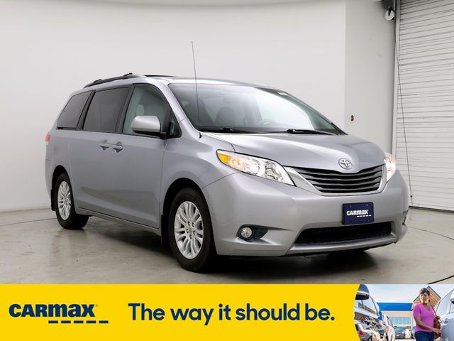 2013 Toyota Sienna XLE