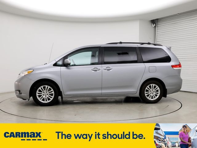 2013 Toyota Sienna XLE