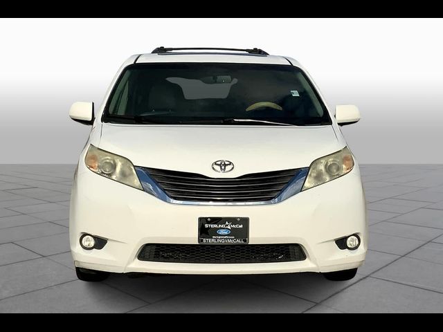 2013 Toyota Sienna XLE