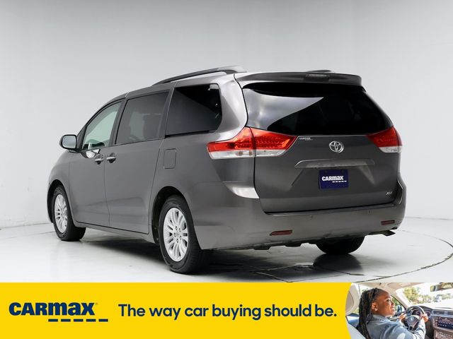 2013 Toyota Sienna XLE