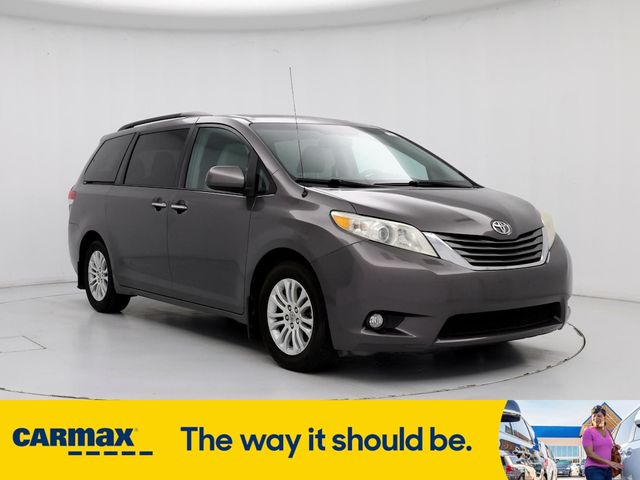 2013 Toyota Sienna XLE