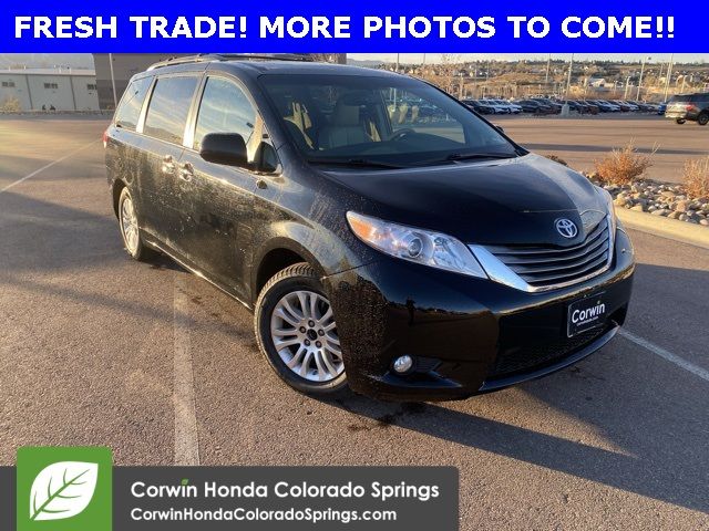 2013 Toyota Sienna XLE