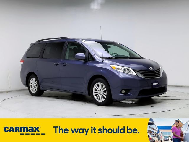 2013 Toyota Sienna XLE