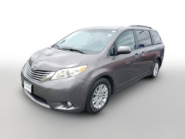 2013 Toyota Sienna XLE
