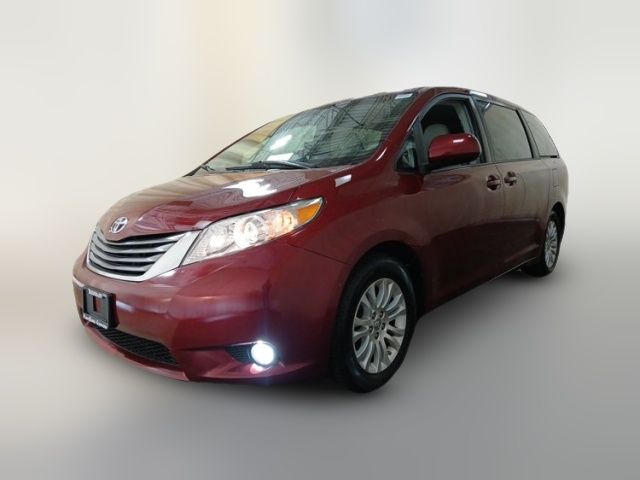 2013 Toyota Sienna XLE