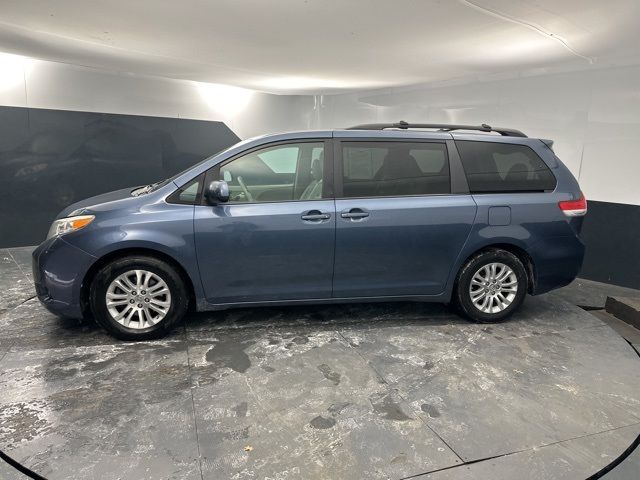 2013 Toyota Sienna XLE