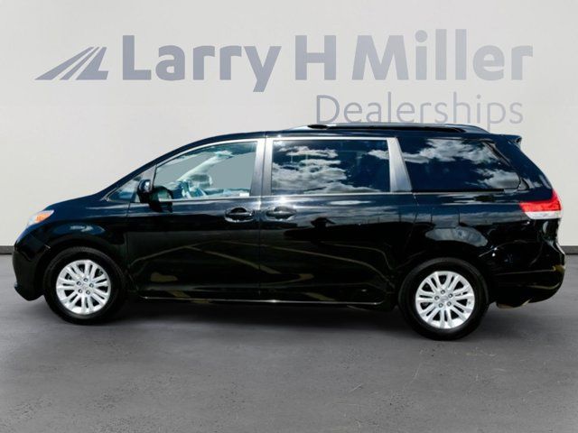 2013 Toyota Sienna XLE