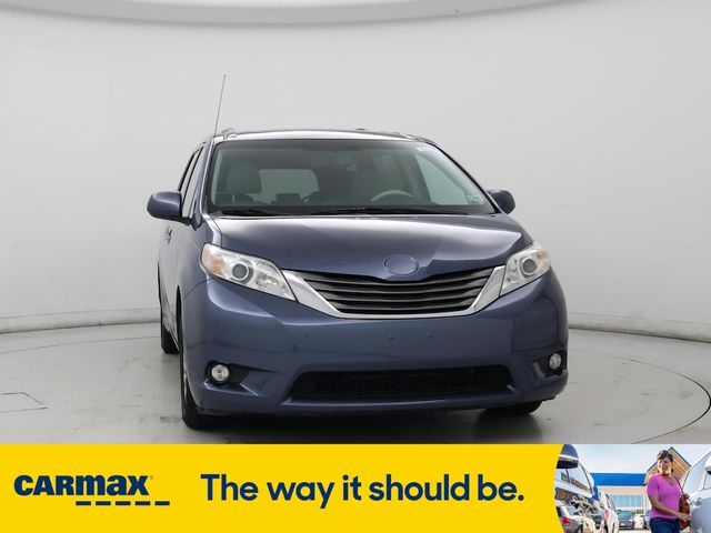 2013 Toyota Sienna XLE