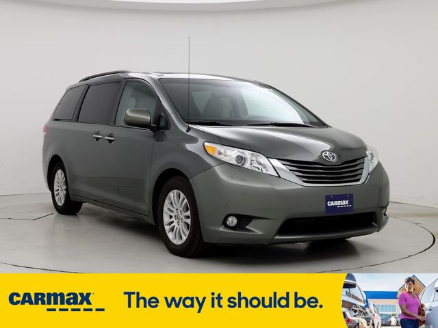 2013 Toyota Sienna XLE