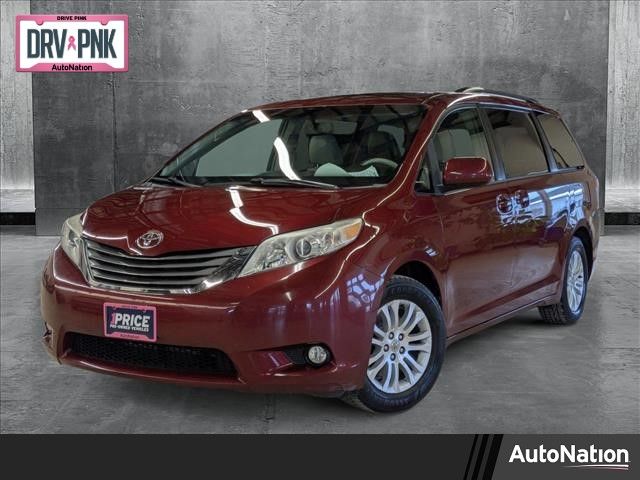 2013 Toyota Sienna XLE