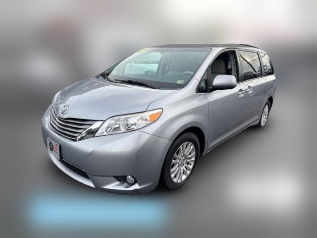 2013 Toyota Sienna XLE