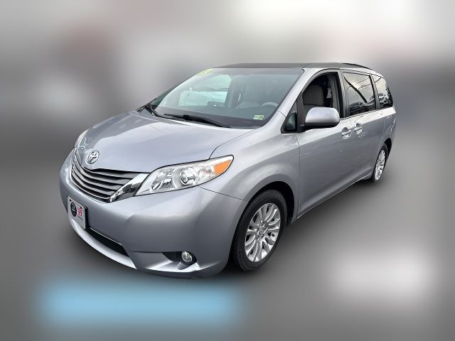 2013 Toyota Sienna XLE