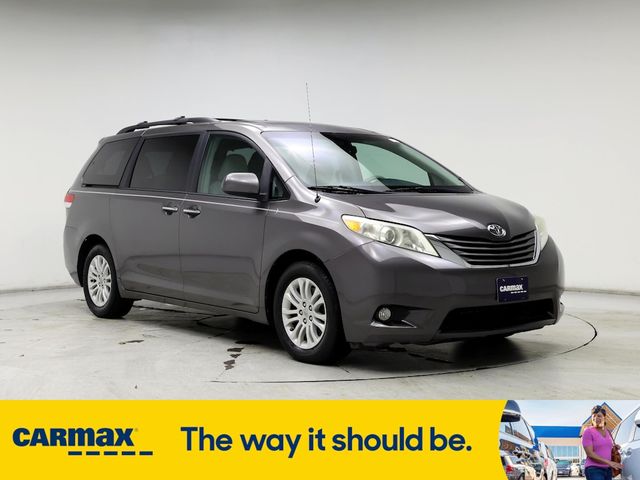 2013 Toyota Sienna XLE