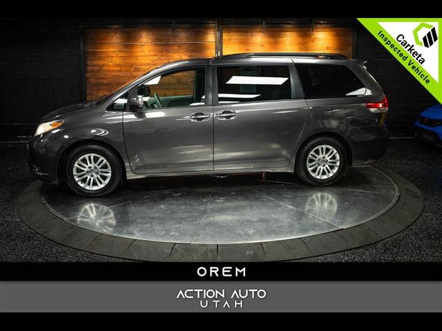 2013 Toyota Sienna XLE