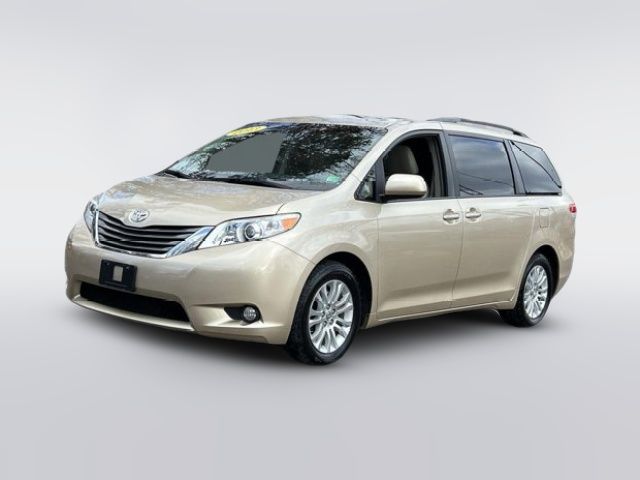 2013 Toyota Sienna XLE