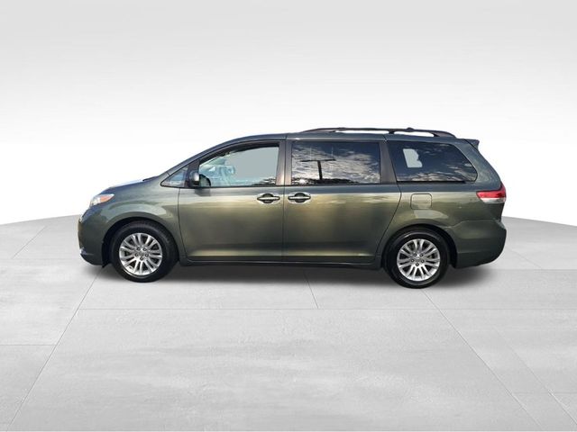 2013 Toyota Sienna 