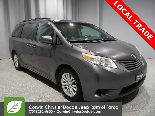 2013 Toyota Sienna XLE