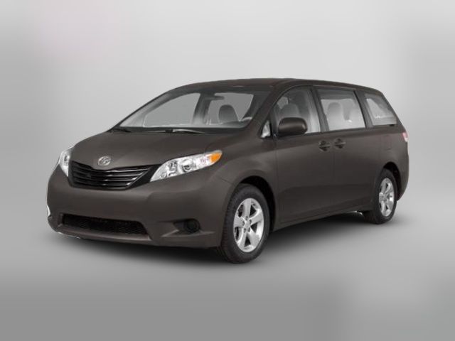 2013 Toyota Sienna XLE