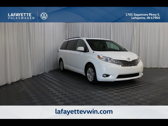 2013 Toyota Sienna XLE