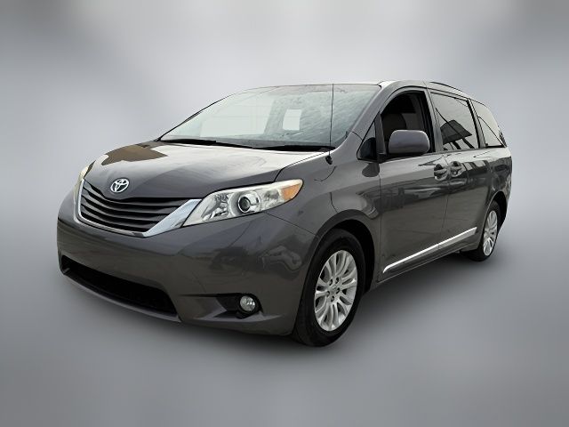 2013 Toyota Sienna XLE