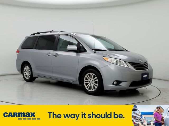 2013 Toyota Sienna XLE