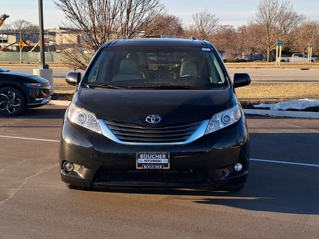 2013 Toyota Sienna 