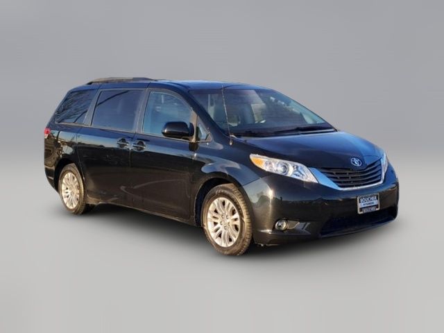 2013 Toyota Sienna 