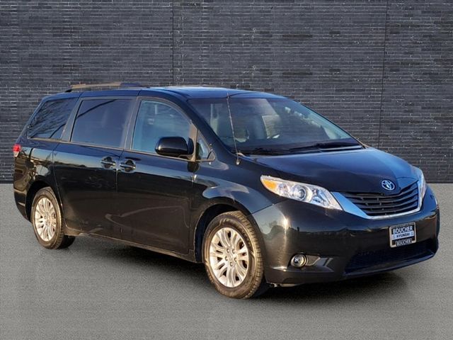 2013 Toyota Sienna 