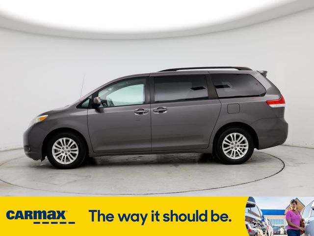 2013 Toyota Sienna XLE