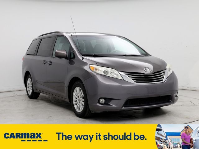 2013 Toyota Sienna XLE